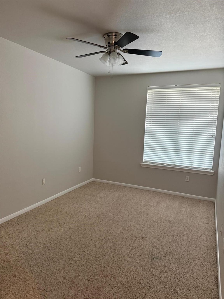 7575 Kirby Drive - Photo 8