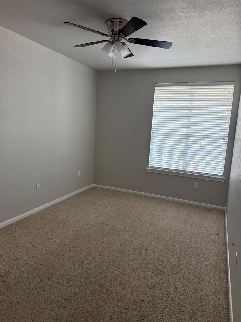 7575 Kirby Drive - Photo 10