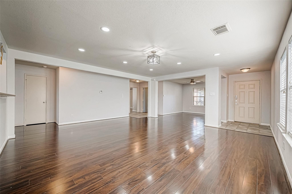 15711 Kings Cypress Lane - Photo 12