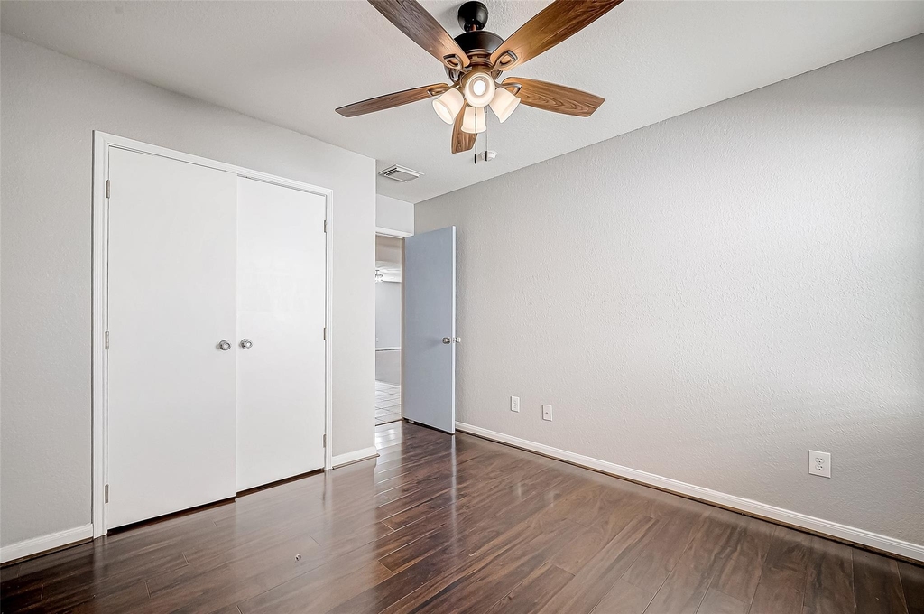 15711 Kings Cypress Lane - Photo 21
