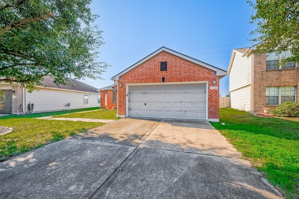 15711 Kings Cypress Lane - Photo 2