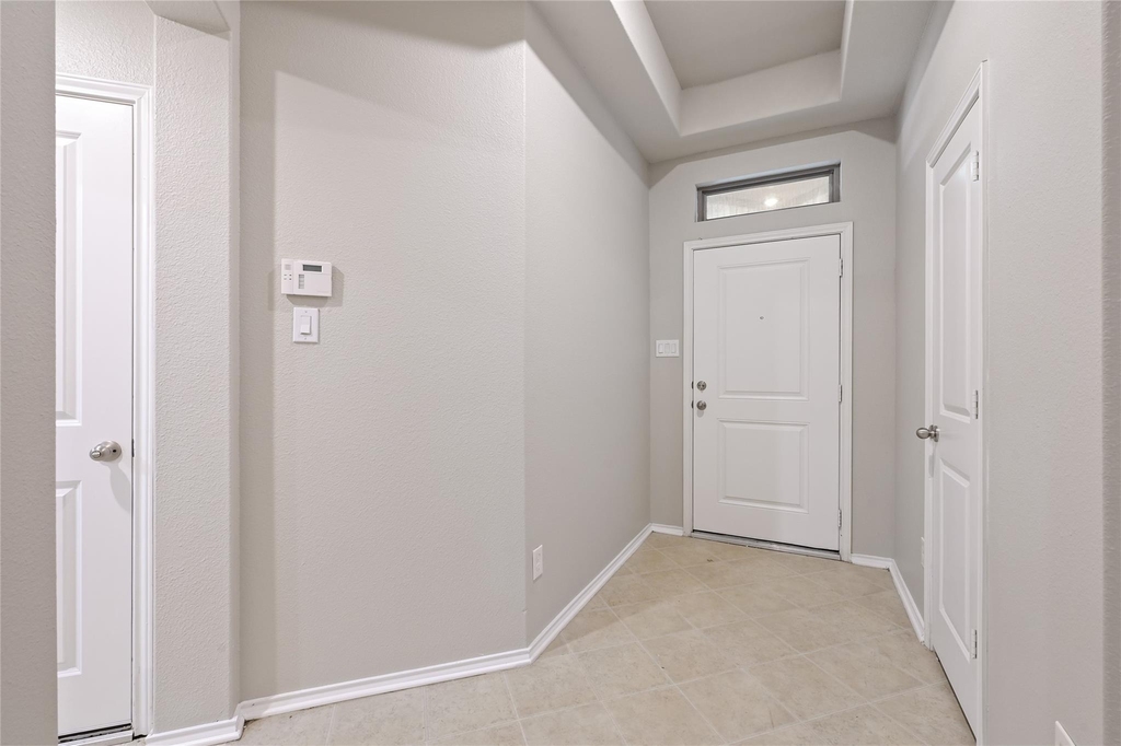 8910 Hartford River Lane - Photo 3