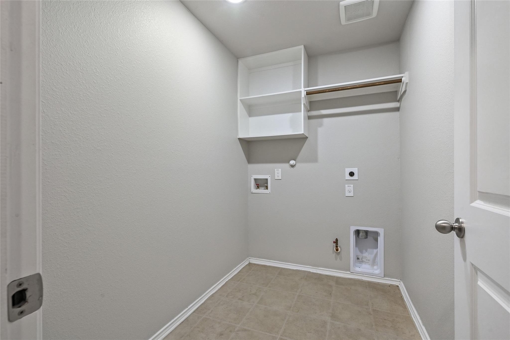 8910 Hartford River Lane - Photo 5