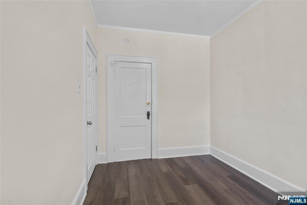 60-62 Elmwood - Photo 11