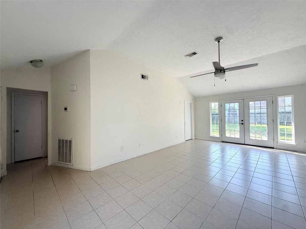 9838 Golden Eagle Street - Photo 11