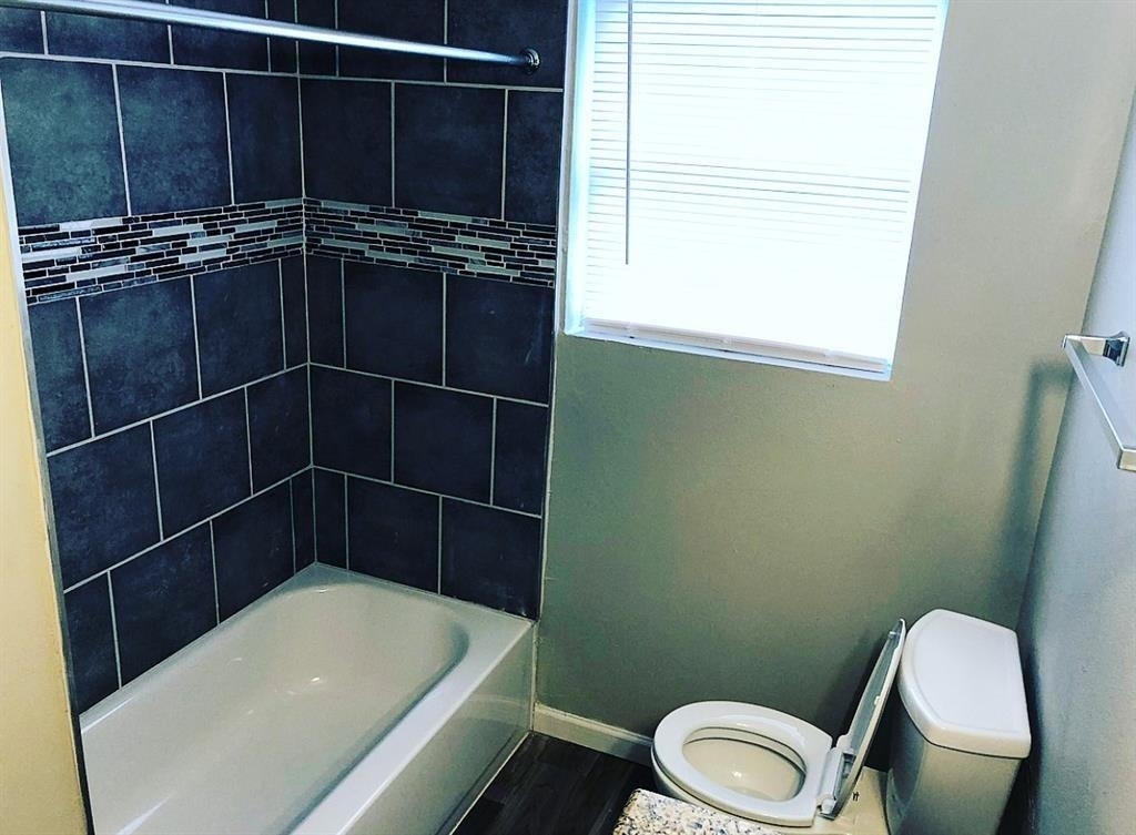 3700 Pine Manor Lane - Photo 5