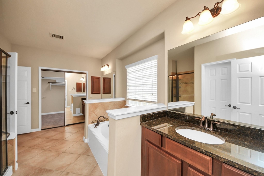 18006 E Williams Bend Drive - Photo 37