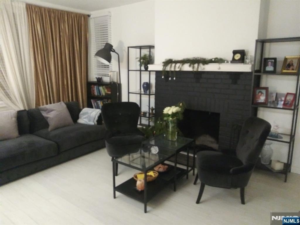 100 Palisade - Photo 4