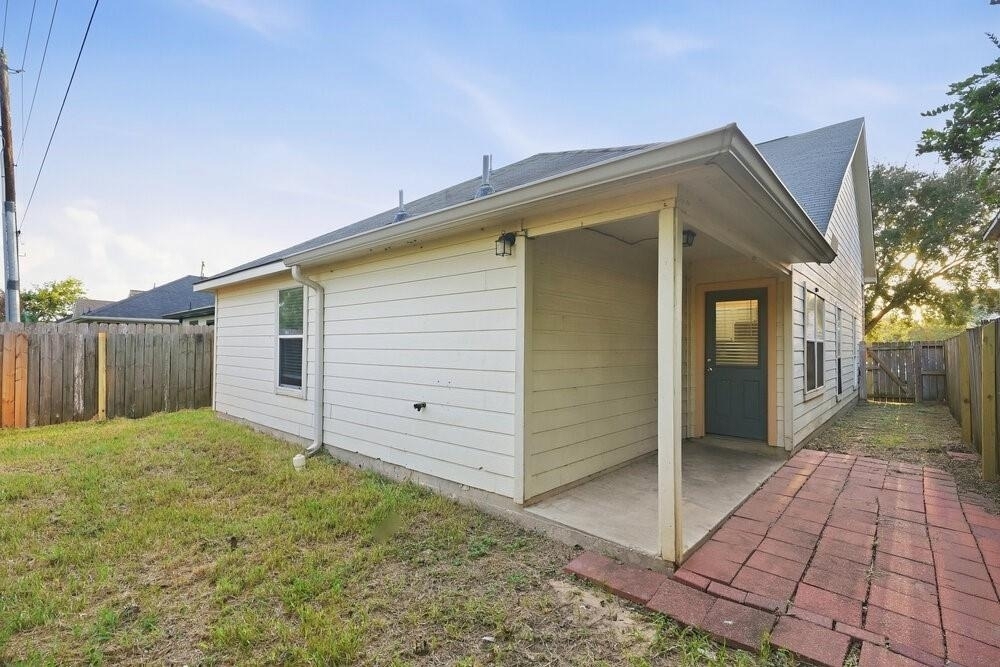 13527 Ambrose Street - Photo 14