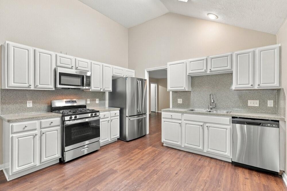 13527 Ambrose Street - Photo 5