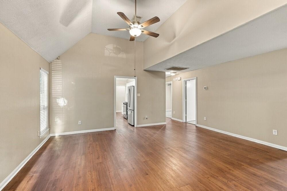 13527 Ambrose Street - Photo 2