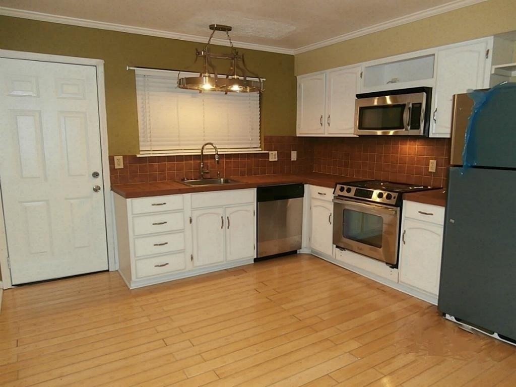 6401 Deihl - Photo 0