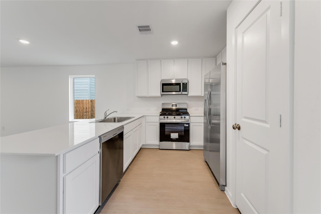 207 Farray Forest Lane - Photo 10