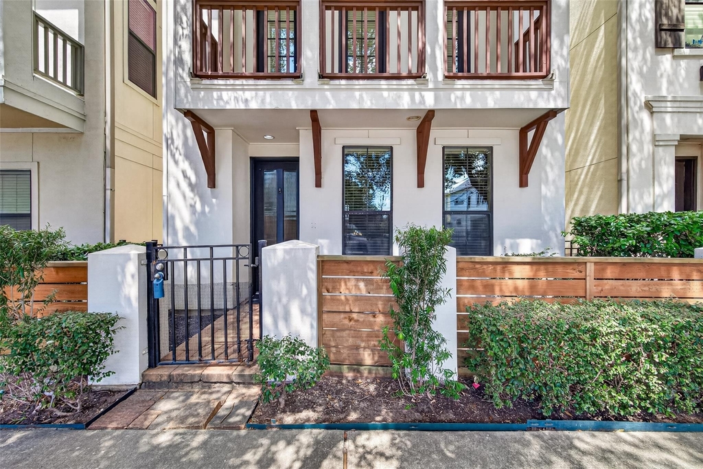 6610 Toledo Street - Photo 2