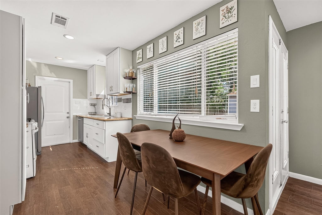 5454 Creekbend Drive - Photo 16