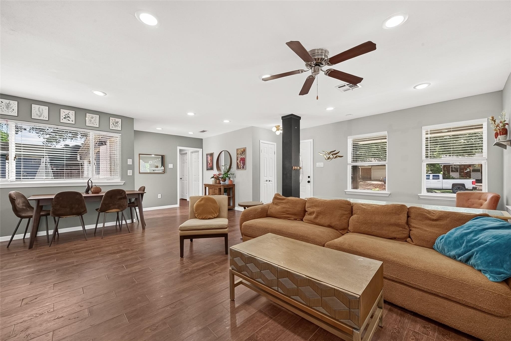 5454 Creekbend Drive - Photo 10