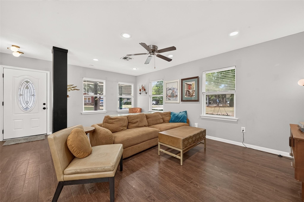 5454 Creekbend Drive - Photo 9