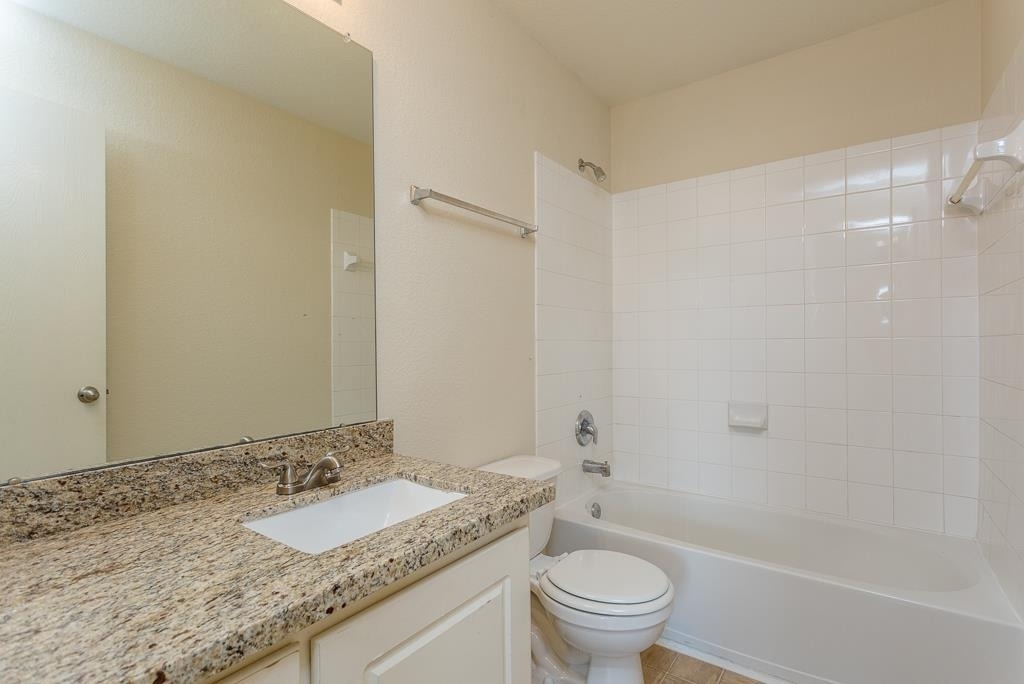 8438 Resada Park Lane - Photo 19