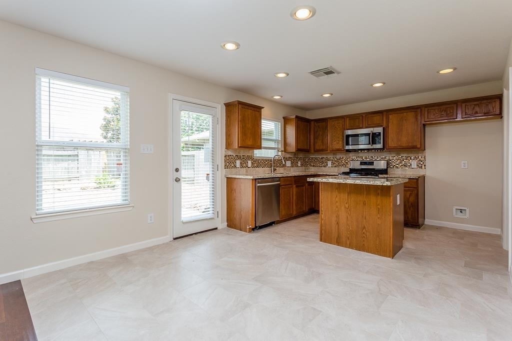 8438 Resada Park Lane - Photo 11
