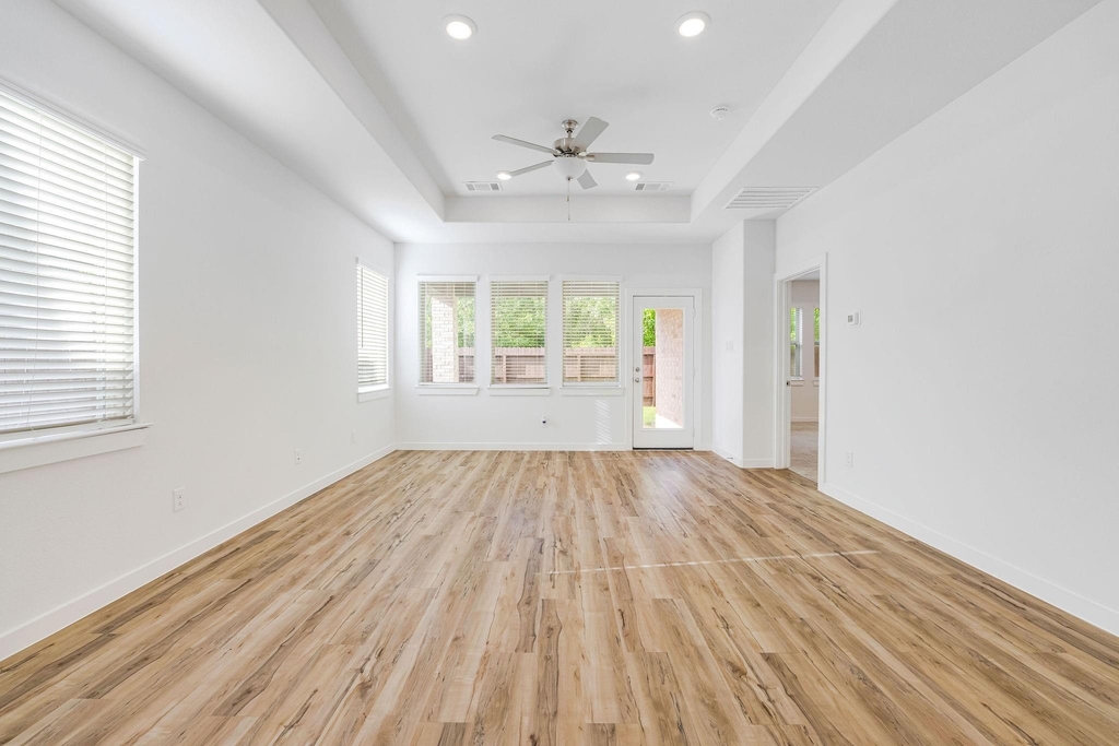 21647 Alberta Forest Circle - Photo 8