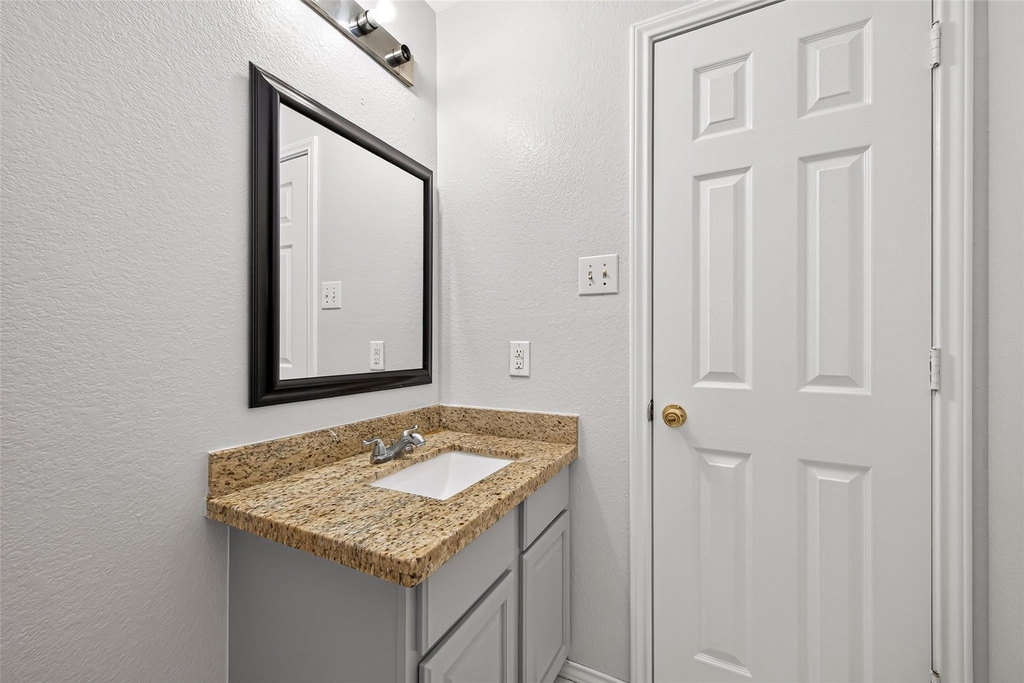 20151 Pioneer Ridge Drive - Photo 35