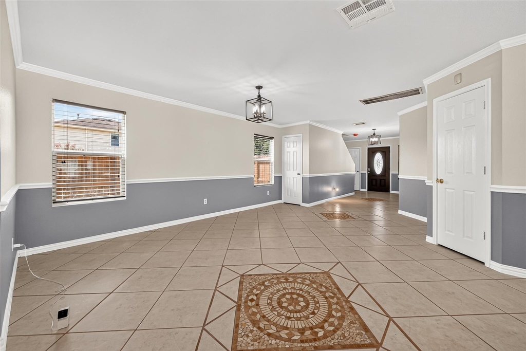 20151 Pioneer Ridge Drive - Photo 5