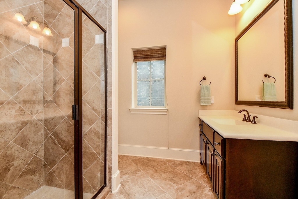 29011 Concan Crossing Court - Photo 21
