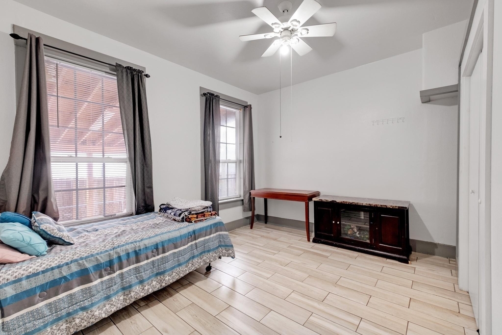 4409 Avenue K - Photo 16
