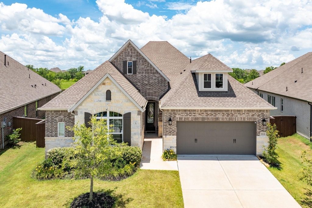9806 Starry Night Lane - Photo 0