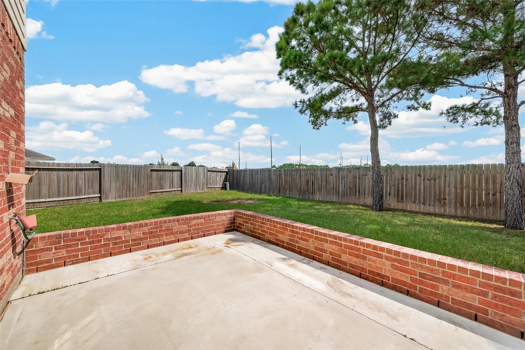 611 Blue Oasis Court - Photo 44