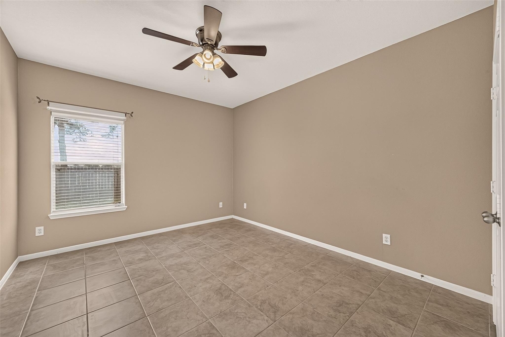 611 Blue Oasis Court - Photo 24