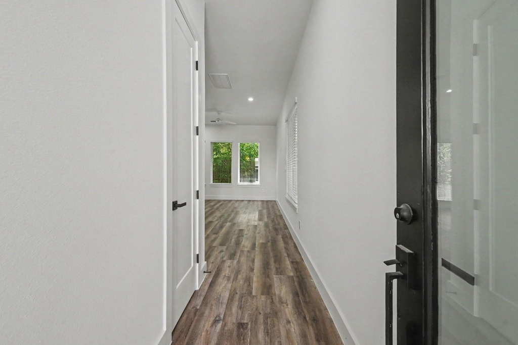 5734 White Magnolia Street - Photo 2