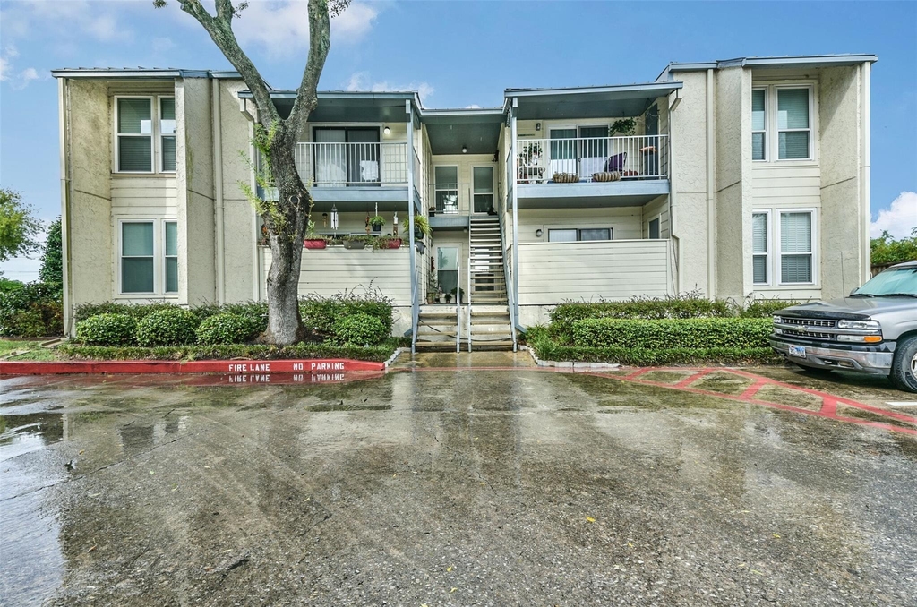 4001 Nasa Parkway - Photo 23