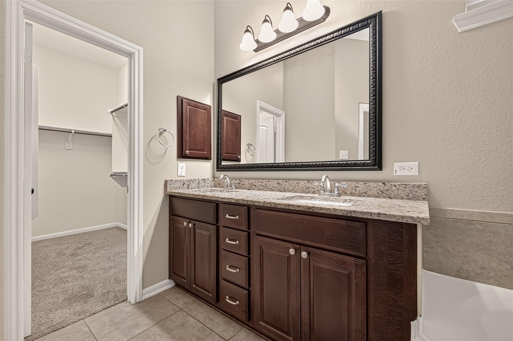 186 Biltmore Loop - Photo 38