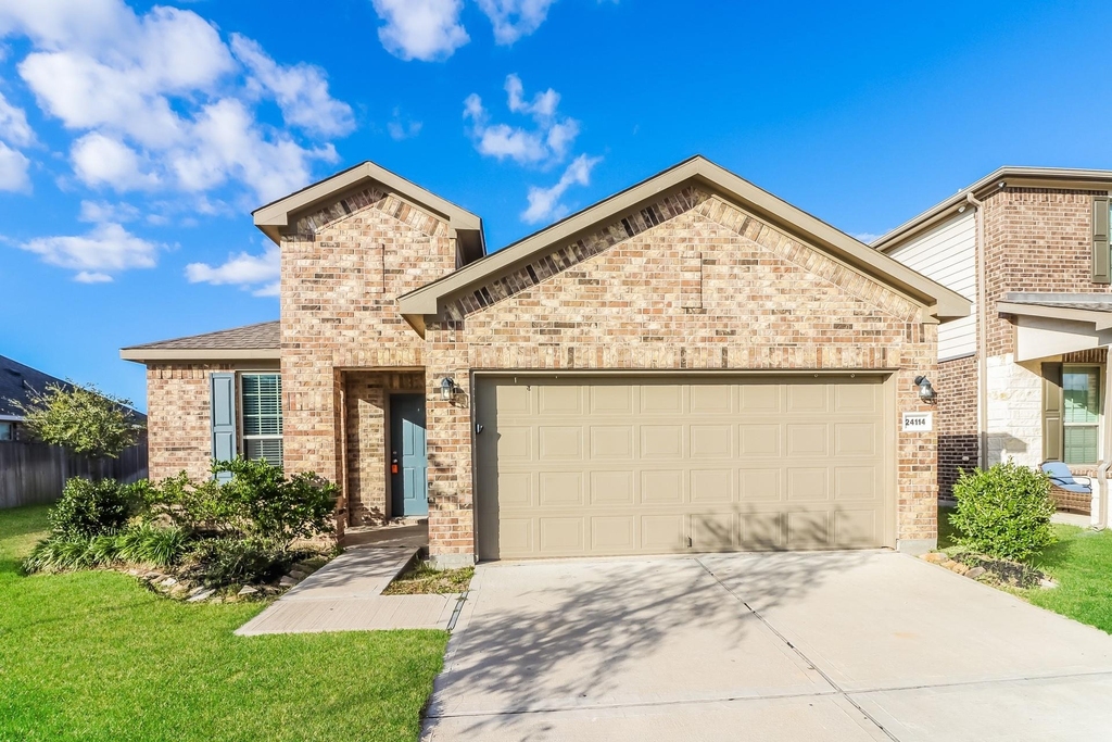 24114 Silver Sunset Lane - Photo 0
