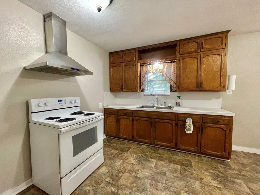 718 E Wilkins Street - Photo 7