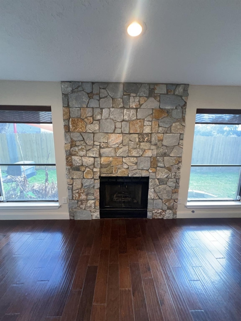 7402 Wood Bluff Boulevard - Photo 19