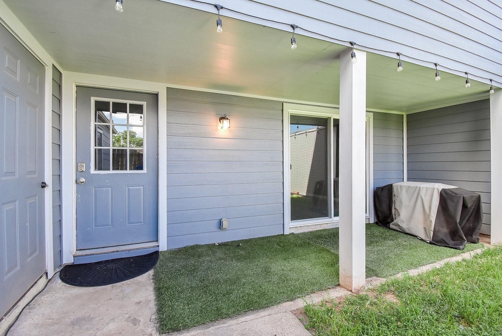 207 Granberry Street - Photo 40