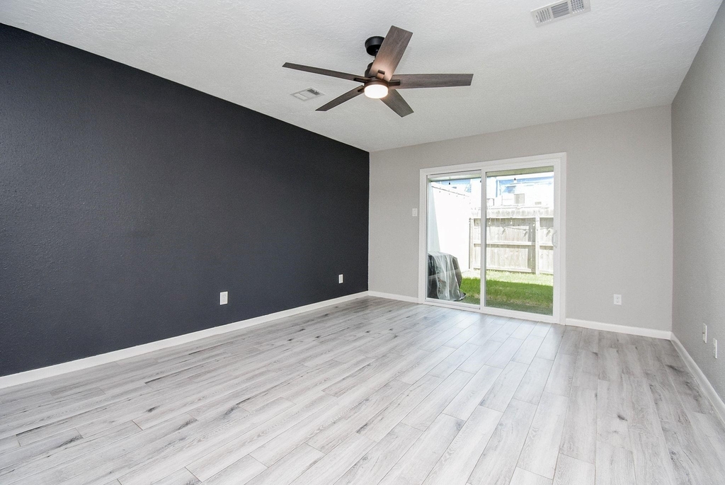 207 Granberry Street - Photo 21