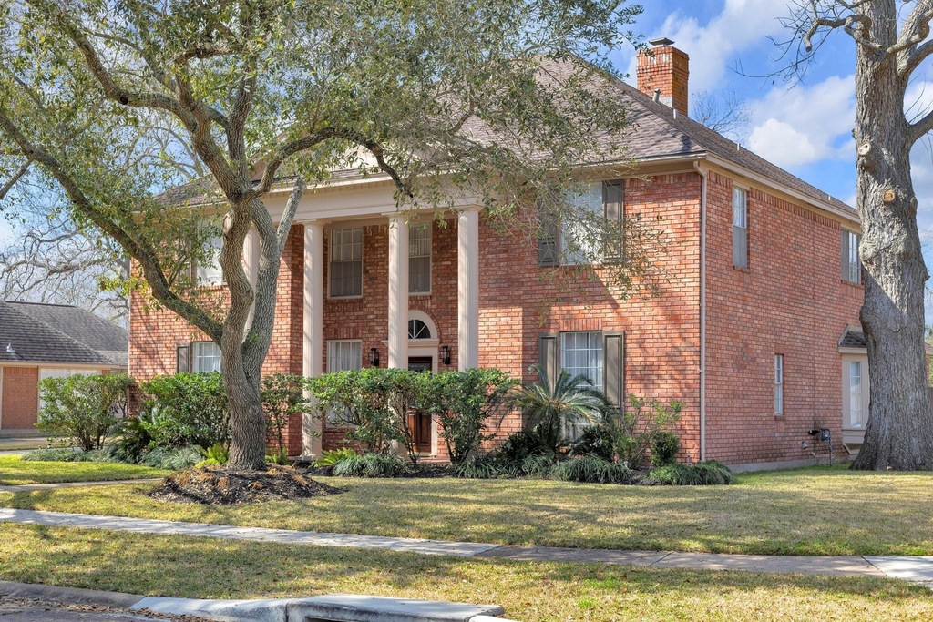 4410 Heatherwilde Street - Photo 1