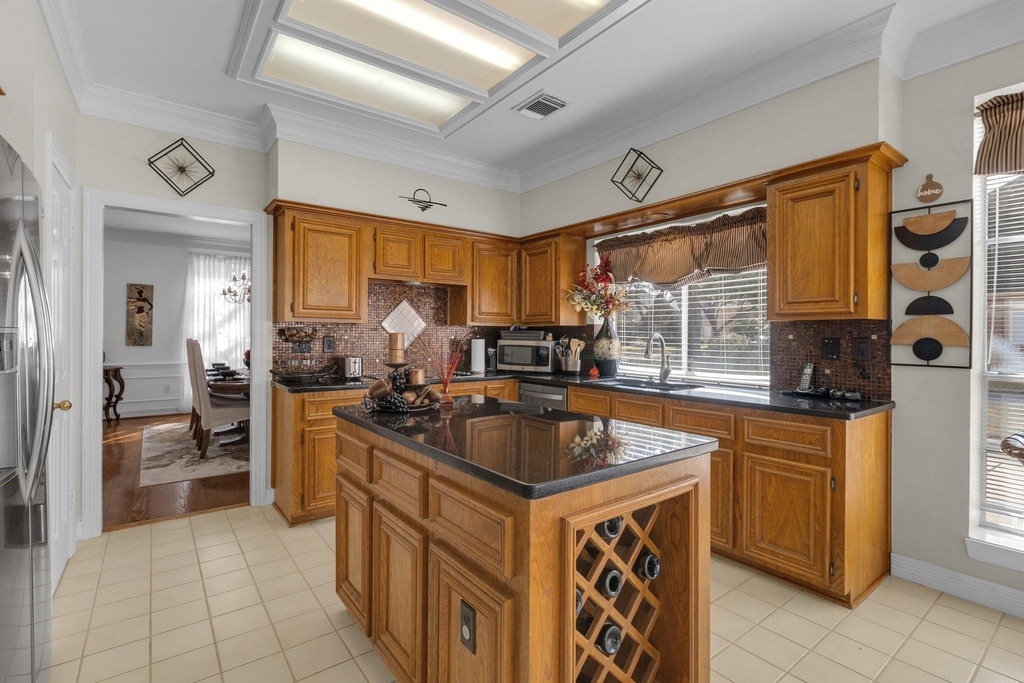 4410 Heatherwilde Street - Photo 11