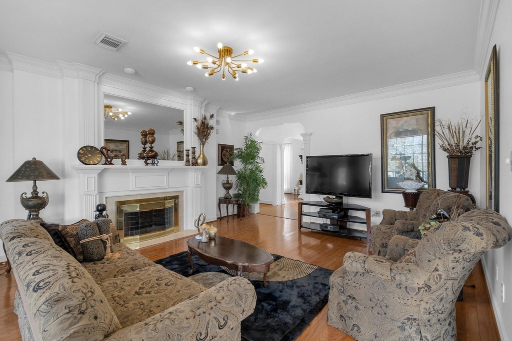 4410 Heatherwilde Street - Photo 9