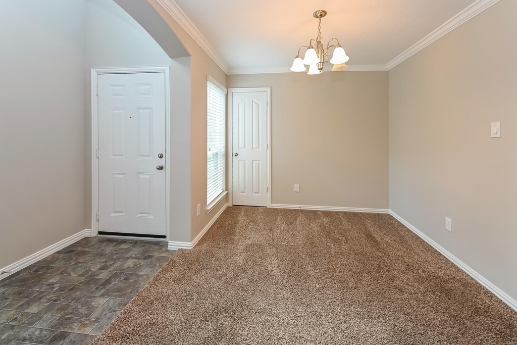 2919 Chaplin Place Drive - Photo 5
