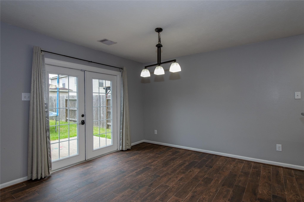 2562 Skyview Point Drive - Photo 11