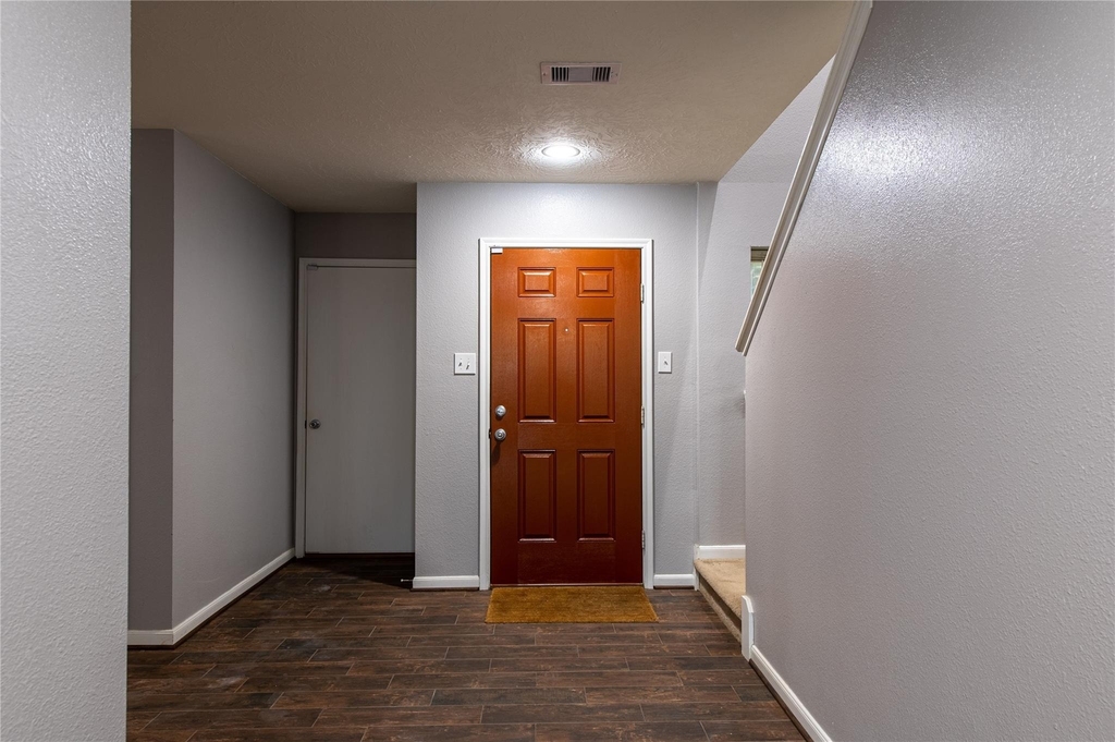2562 Skyview Point Drive - Photo 12