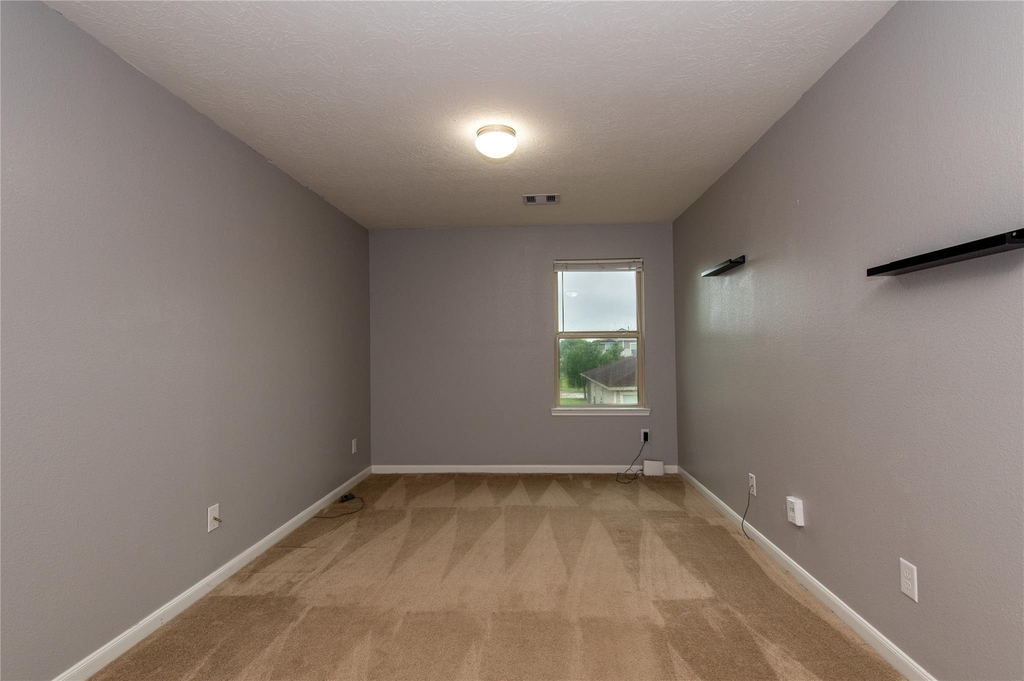 2562 Skyview Point Drive - Photo 15