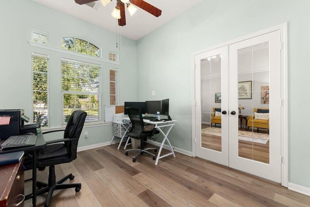 16218 Saxon Hollow Lane - Photo 22