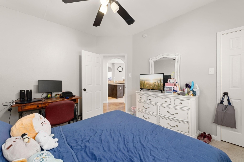 16218 Saxon Hollow Lane - Photo 27