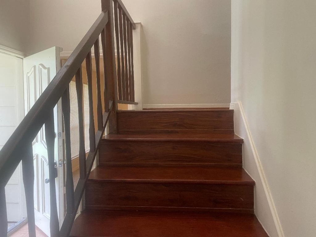 2127 Woodland Springs Street - Photo 11