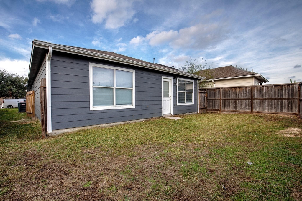 718 Remwick Drive - Photo 14
